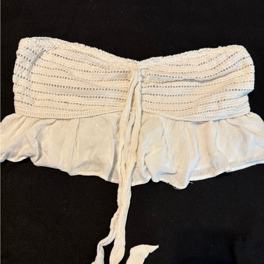 American Eagle Off-White Textured Top